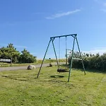 Awesome In דירה