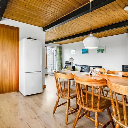 Appartement Awesome In *